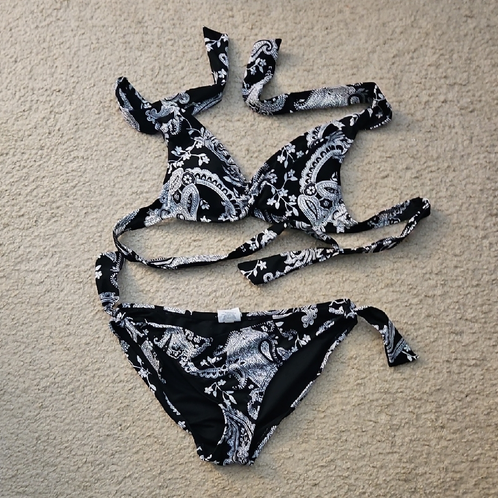 Converse Black and White Patterned Bikini